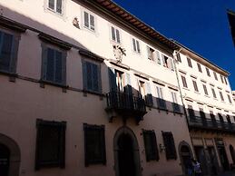 Palazzo Mari Suite & Rooms