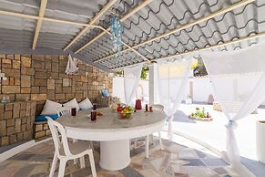 Loukia Luxury Apartments