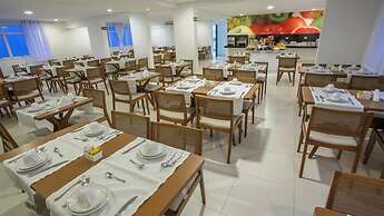 Atlântico Golden Apart Hotel