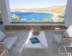 Mykonian house in Elia beach by GHH