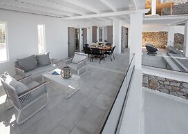 Mykonian house in Elia beach by GHH