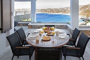 Mykonian house in Elia beach by GHH