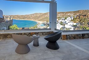 Mykonian house in Elia beach by GHH