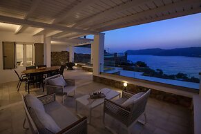 Mykonian house in Elia beach by GHH