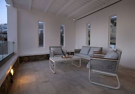 Mykonian house in Elia beach by GHH