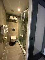 Wingate by Wyndham New York Midtown South/5th Ave