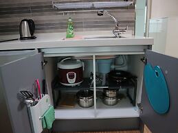 Blue Island Guesthouse - Hostel