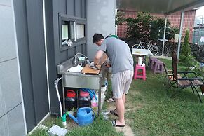 Blue Island Guesthouse - Hostel