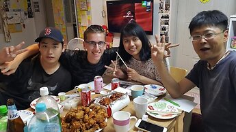 Panda Guesthouse - Hostel