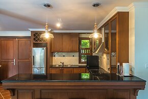 Nakatani Villas By Lofty