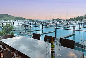 Pavillion 3 Absolute Waterfront