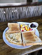 Tulia House - Hostel