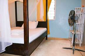 Tulia House - Hostel