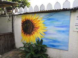 Tulia House - Hostel