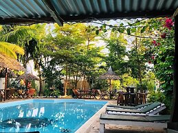 Tulia House - Hostel