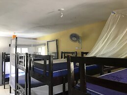 Tulia House - Hostel