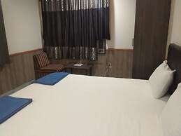 JK Rooms 111 Hotel Shivala