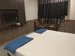 JK Rooms 111 Hotel Shivala