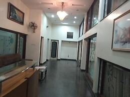 JK Rooms 122 Shaheen Lodging & Boarding
