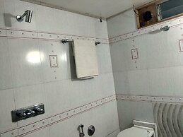 JK Rooms 122 Shaheen Lodging & Boarding