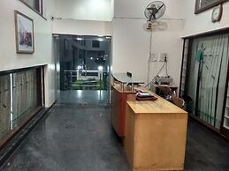 JK Rooms 122 Shaheen Lodging & Boarding