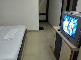 JK Rooms 122 Shaheen Lodging & Boarding