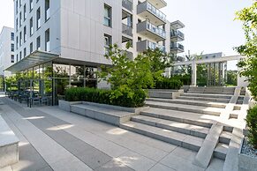 Elite Apartments By the Sea