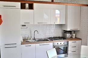 Apartment Bardolino With Lake View