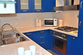 Apartment Benaco near Downtown