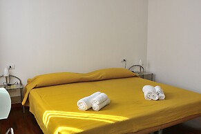 Apartment Benaco near Downtown