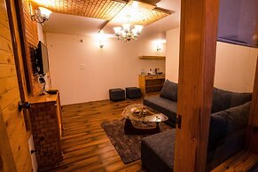 The Alpine Chalet Resort