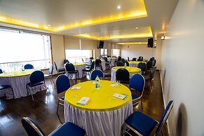 The Alpine Chalet Resort