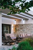 Hidden Hill Villas