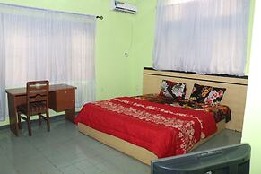 Tourist Castle Hotel and Suites