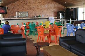 Tourist Castle Hotel and Suites
