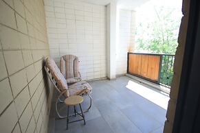 The Advocate Suites