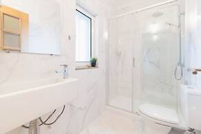 Arrifana Destination Boutique