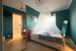 Arrifana Destination Boutique