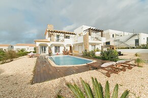 Arrifana Destination Boutique