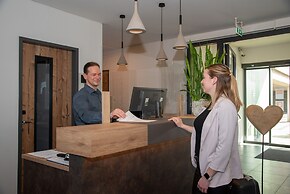 Alb Inn – Hotel & Apartments