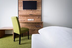 Alb Inn – Hotel & Apartments