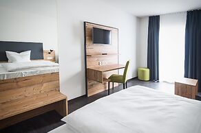 Alb Inn – Hotel & Apartments