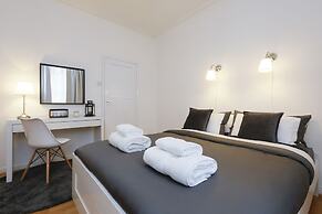 MyPlace Camden Apartment