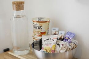 MyPlace Camden Apartment