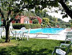 Apartment Quarole With Pool