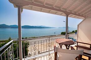 Irini SeaSide Studios