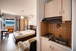 Irini SeaSide Studios