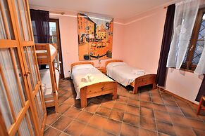 Apartment With Pool Ai Pignoi Ground F