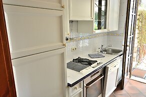 Apartment With Pool Ai Pignoi Ground F