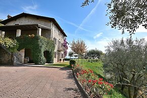 Apartment With Pool Ai Pignoi Ground F